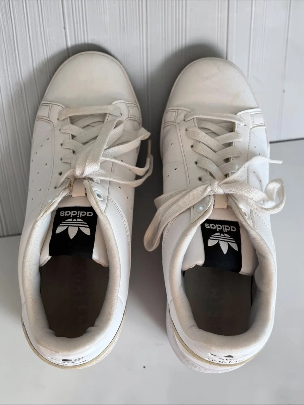 Adidas Court Tourino White Sneakers - Size Men’s 8.5 (H02177)